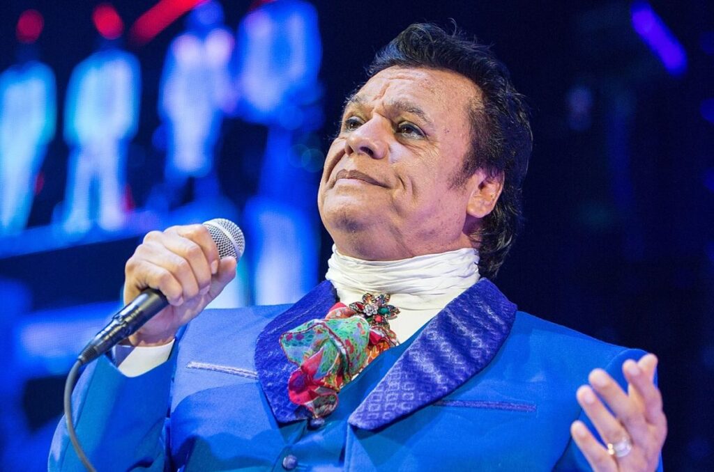 Juan Gabriel llega al Palacio Postal: más de 100 objetos del Divo de Juárez se exhiben en CDMX
